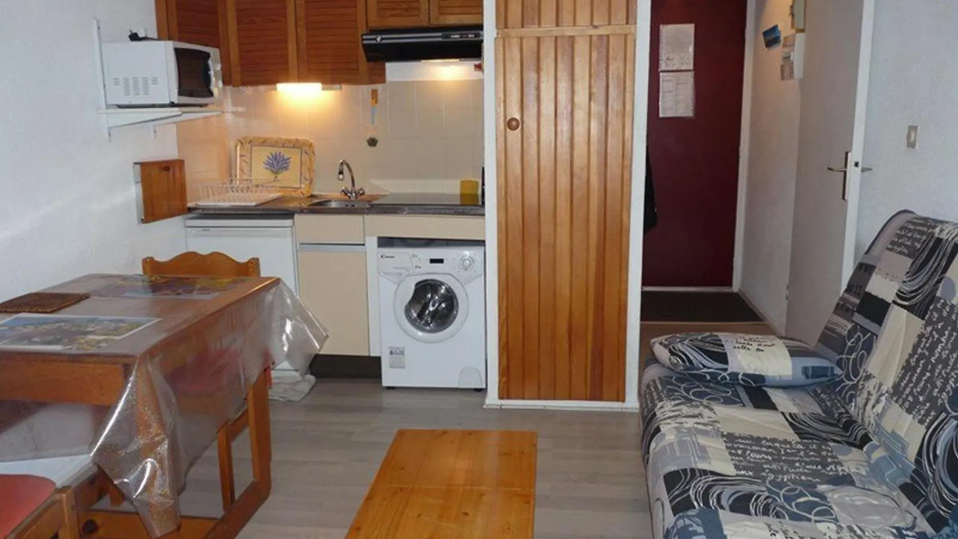 شقة Studio 2 Couchages A 350M De La Plage Avec Balcon Et Parking, Bormes-Les-Mimosas - Fr-1-251-728